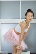 Ballet Lesson: Elisia #7 of 21