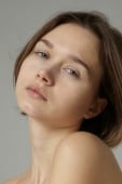 Hannah 26 years old, from Latvia Hannah 26 years old, from Latvia